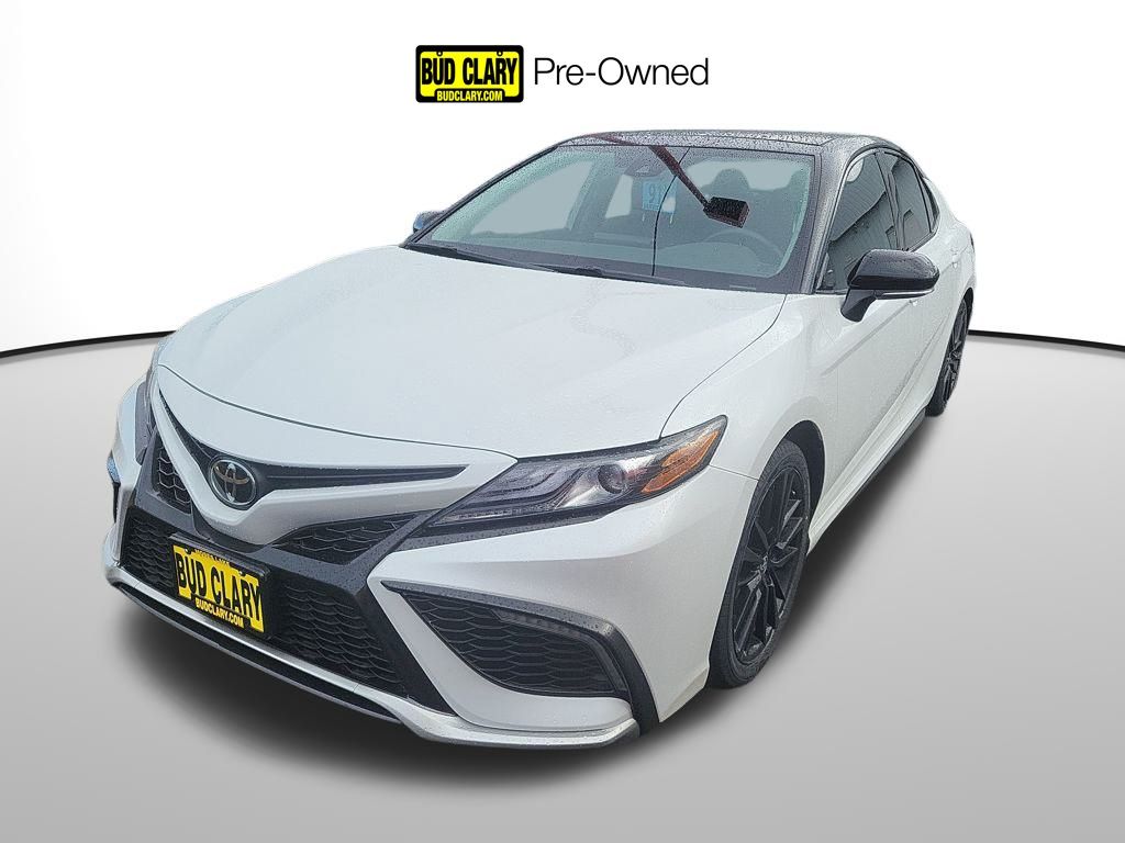2023 Toyota Camry XSE's photo