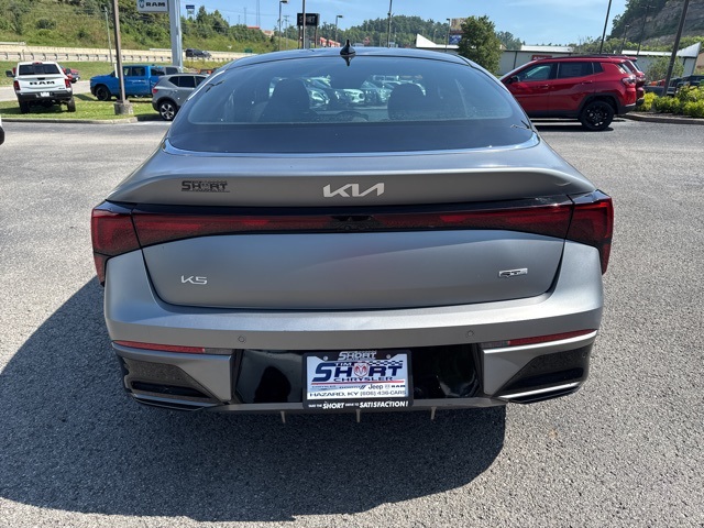 2025 Kia K5 GT-Line photo 4