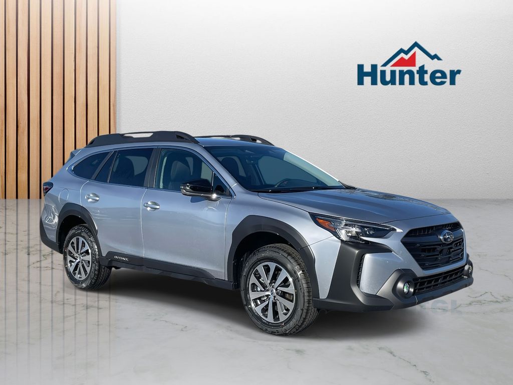 2025 Subaru Outback Premium's photo