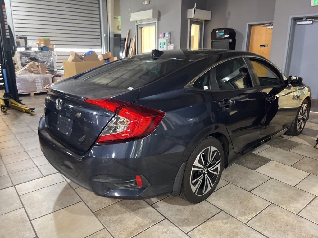 2017 Honda Civic EX-T photo 5
