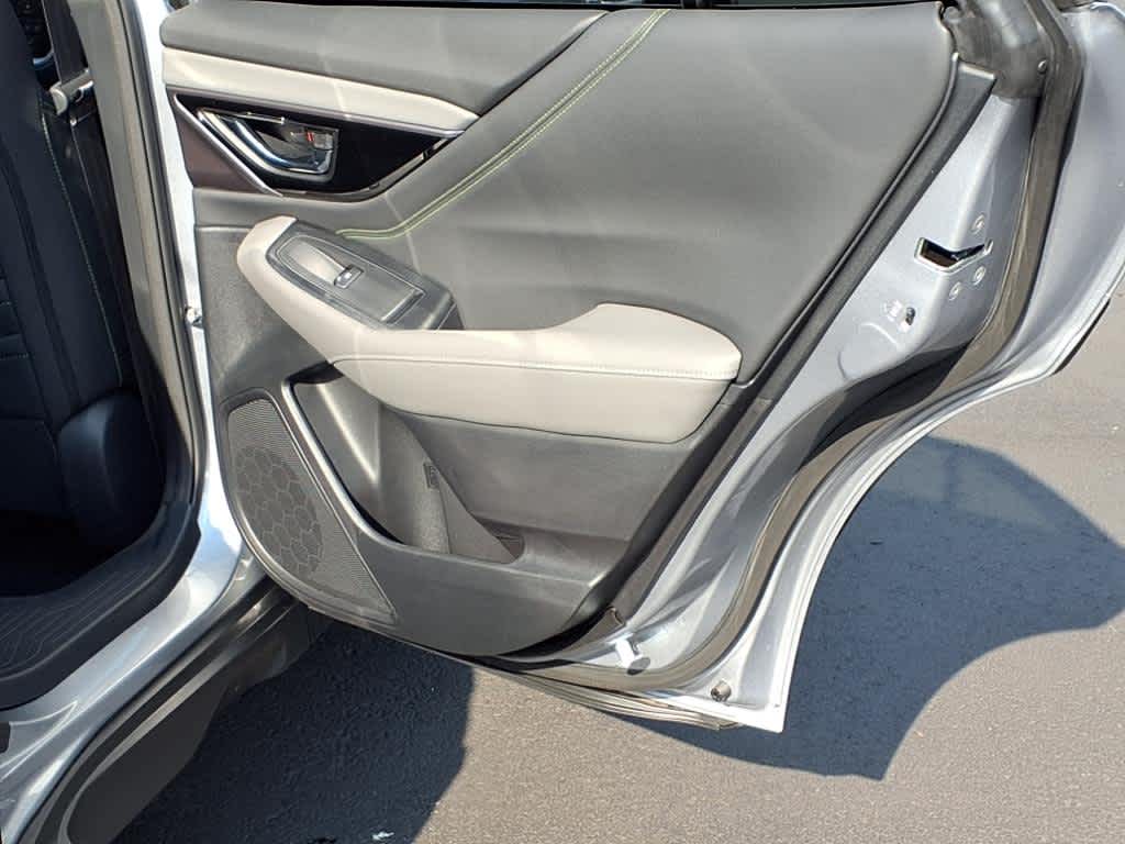 2025 Subaru Outback Onyx Edition XT photo 20