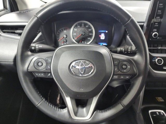 2022 Toyota Corolla Cross LE photo 19
