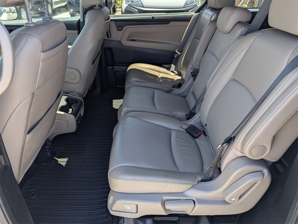 2020 Honda Odyssey EX-L photo 18