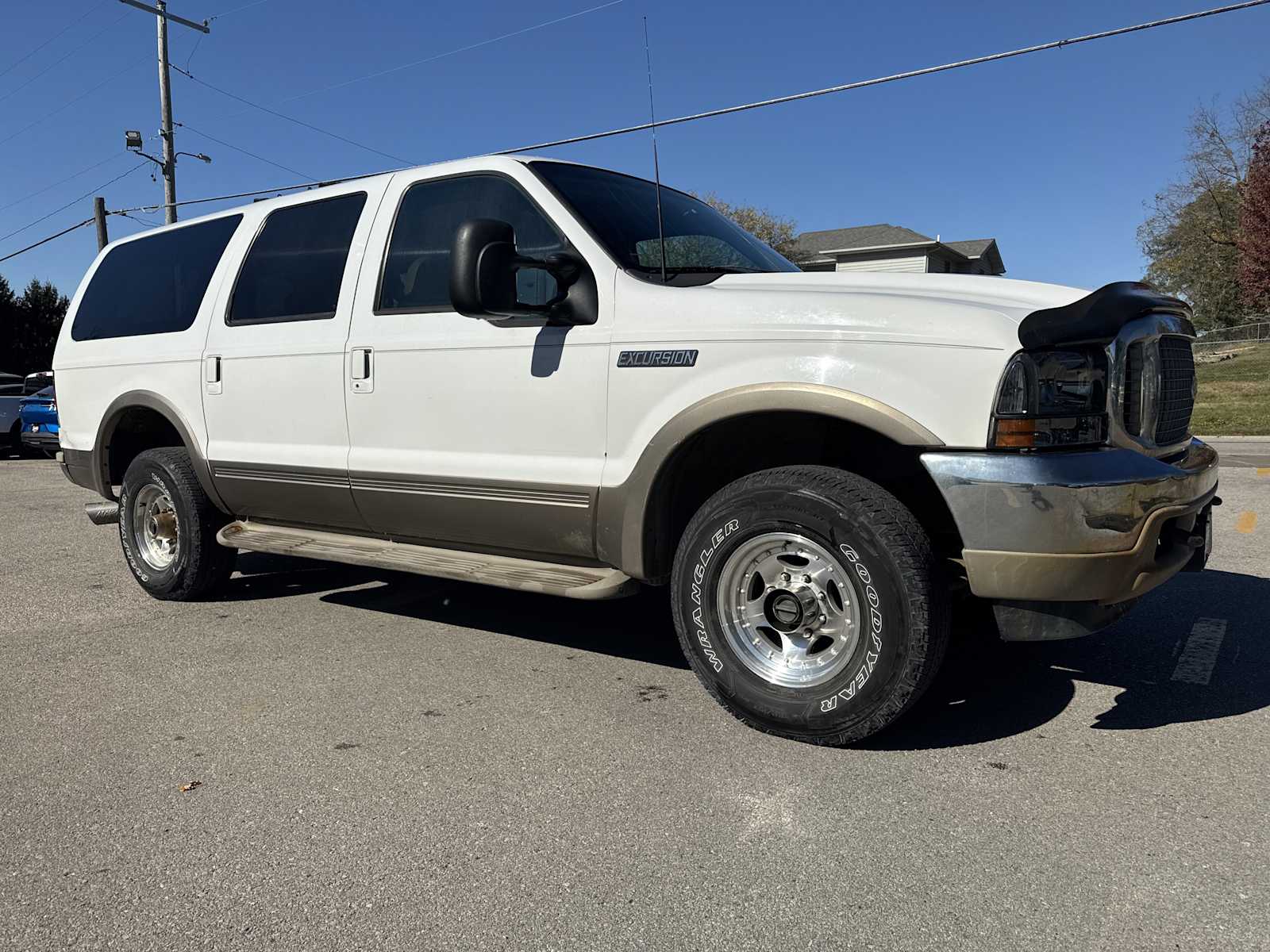 2001 Ford Excursion Limited photo 3