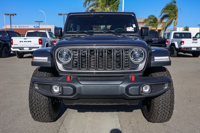 2025 Jeep Wrangler Rubicon photo 8