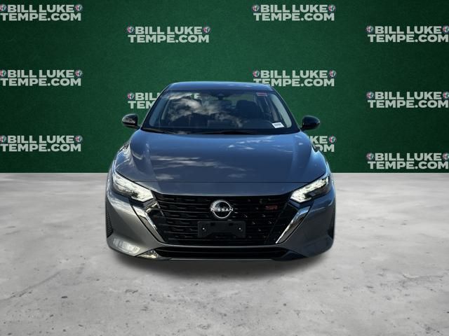 2024 Nissan Sentra SR photo 2