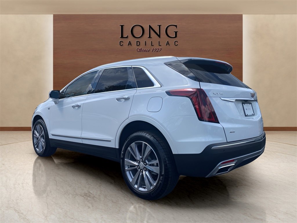 2024 Cadillac XT5 Premium Luxury photo 3