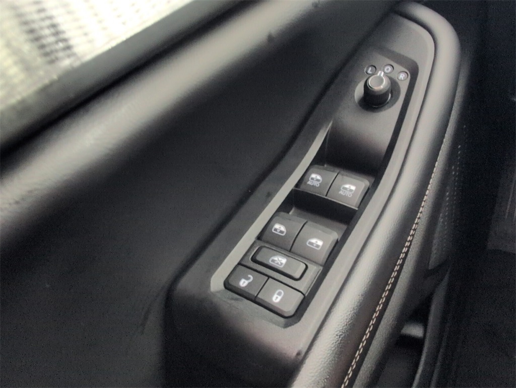 2023 Jeep Grand Cherokee Laredo photo 25
