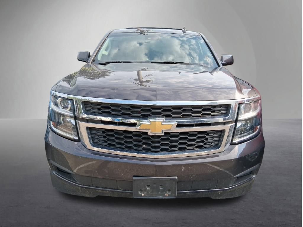 Used 2017 Chevrolet Suburban LT with VIN 1GNSKHKC7HR172985 for sale in Red Wing, Minnesota