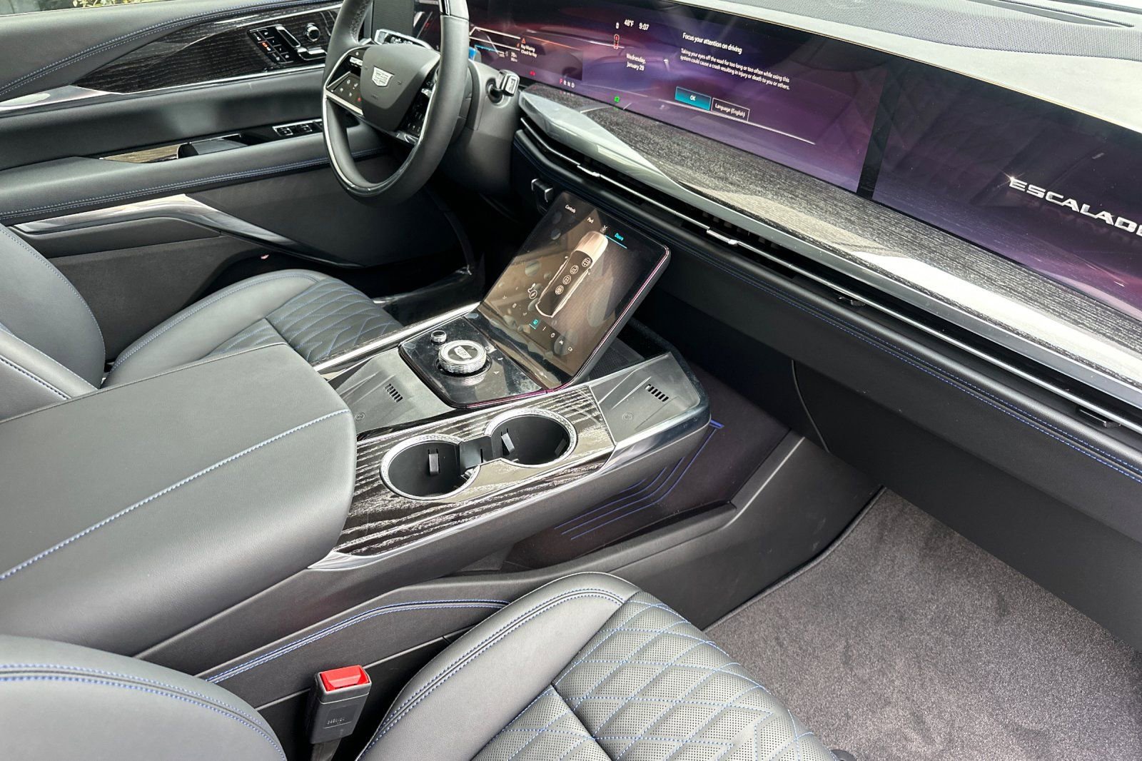 2025 Cadillac Escalade IQ Sport photo 16