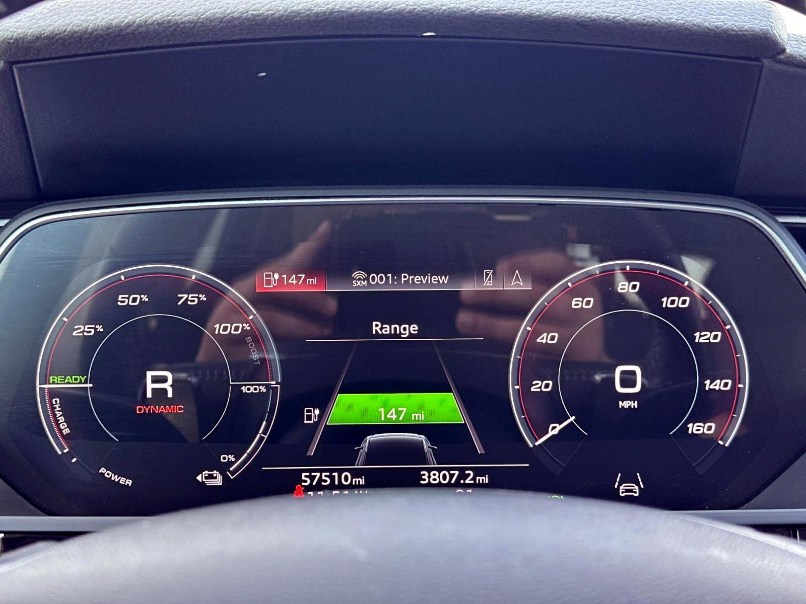 2021 Audi e-tron Premium photo 29