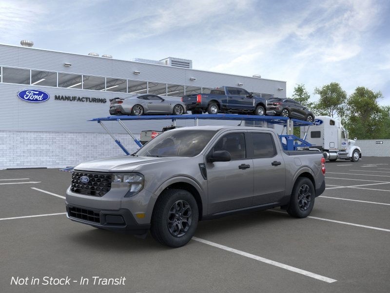 2025 Ford Maverick XLT photo 2