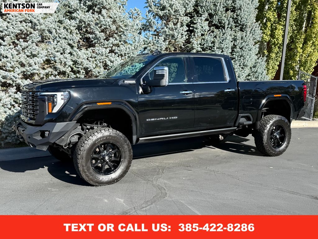 2024 GMC Sierra 2500HD Denali Ultimate's photo