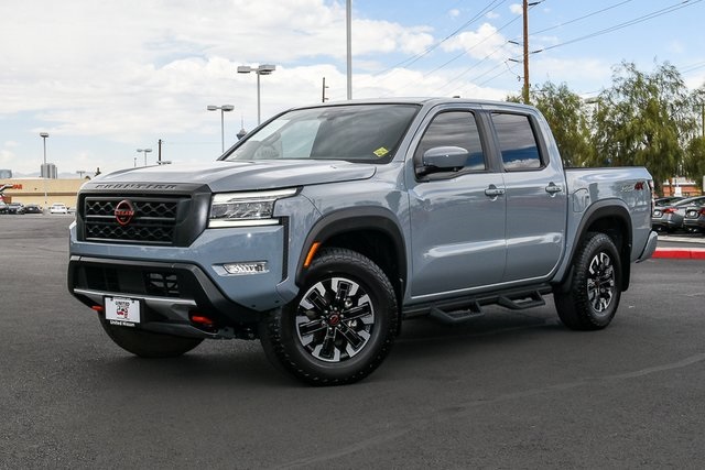 2025 Nissan Frontier PRO-4X's photo