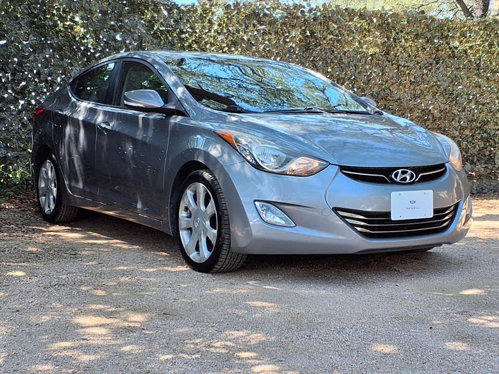 2011 Hyundai Elantra GLS photo 3