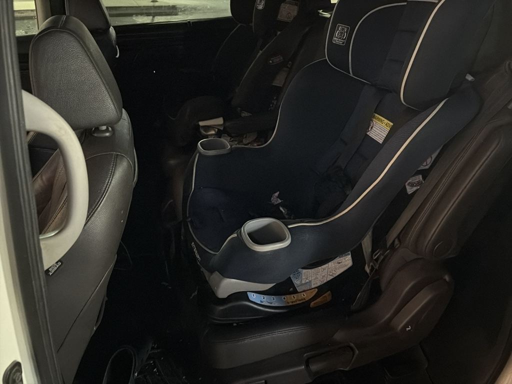 2020 Honda Odyssey Elite photo 3