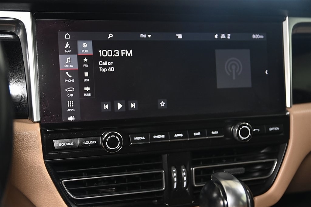2019 Porsche Macan Base photo 14