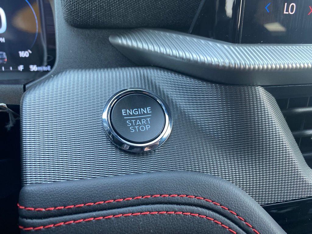 2025 Ford Explorer ST photo 11