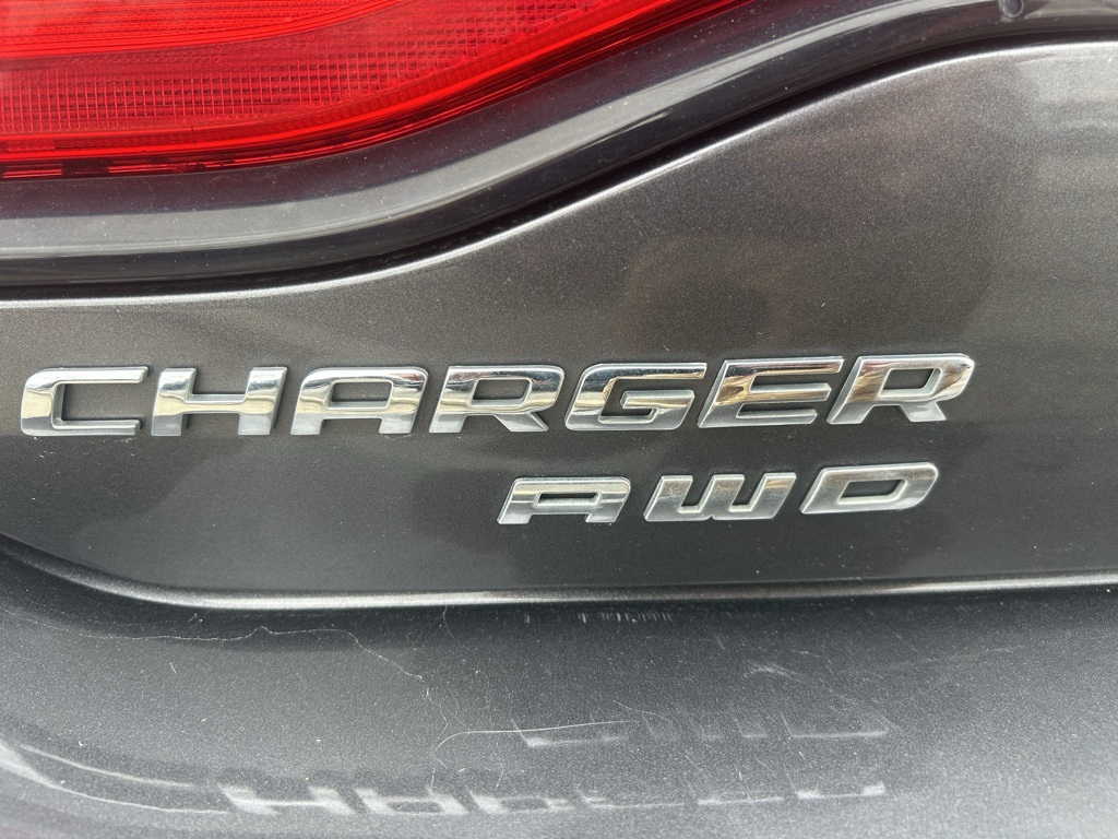 2013 Dodge Charger R/T photo 8