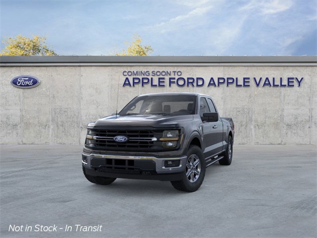 2025 Ford F-150 XLT photo 2