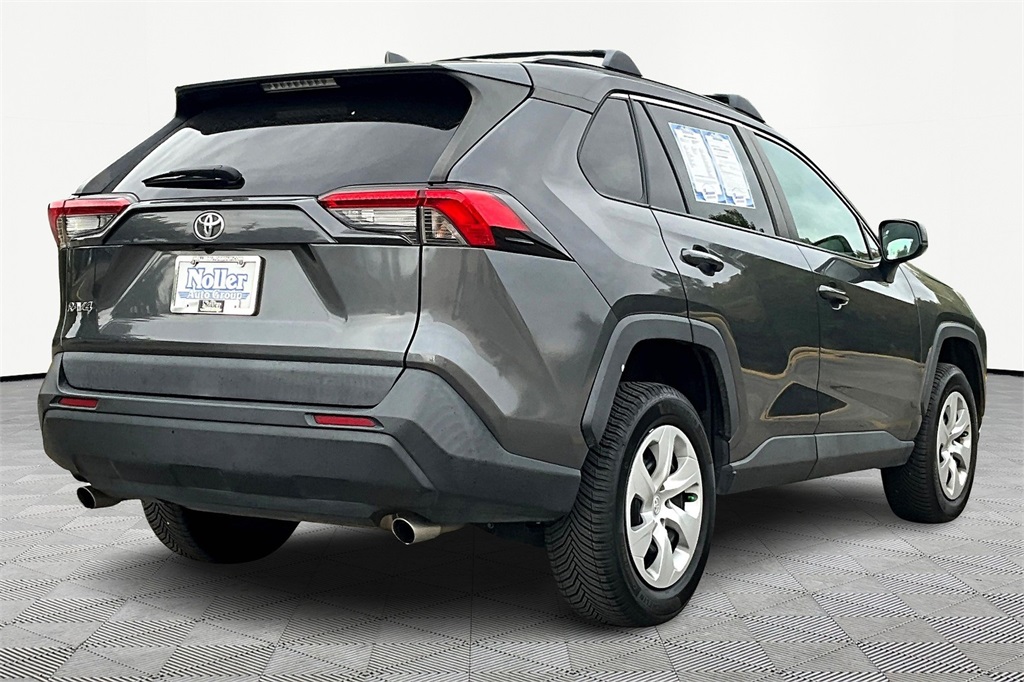 Used 2020 Toyota RAV4 LE with VIN 2T3H1RFV1LW087124 for sale in Kansas City
