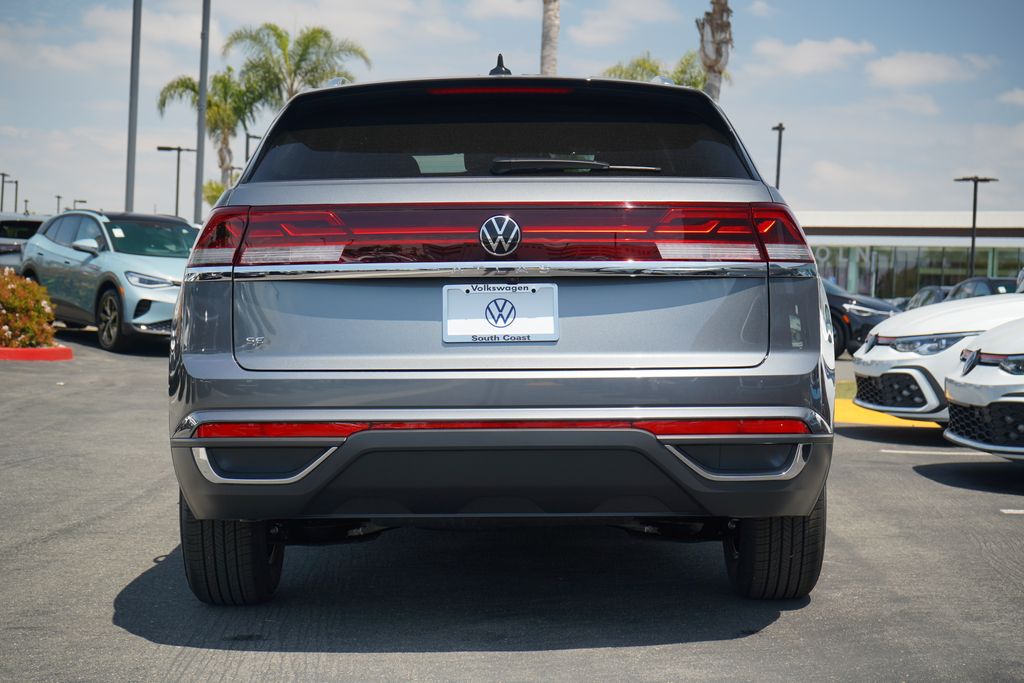 2025 Volkswagen Atlas Cross Sport SE photo 4
