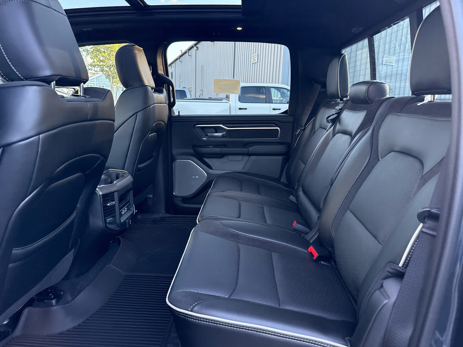 2026 Ram 1500 Laramie photo 20