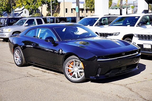 2025 Dodge Charger R/T Scat Pack photo 3