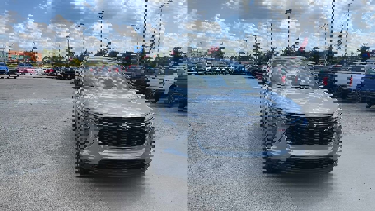 2024 Chevrolet Trax photo 3