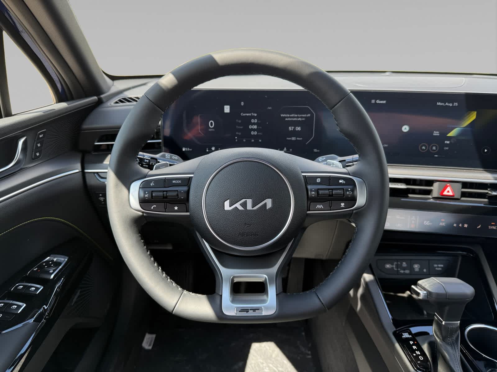 2026 Kia K5 GT photo 12