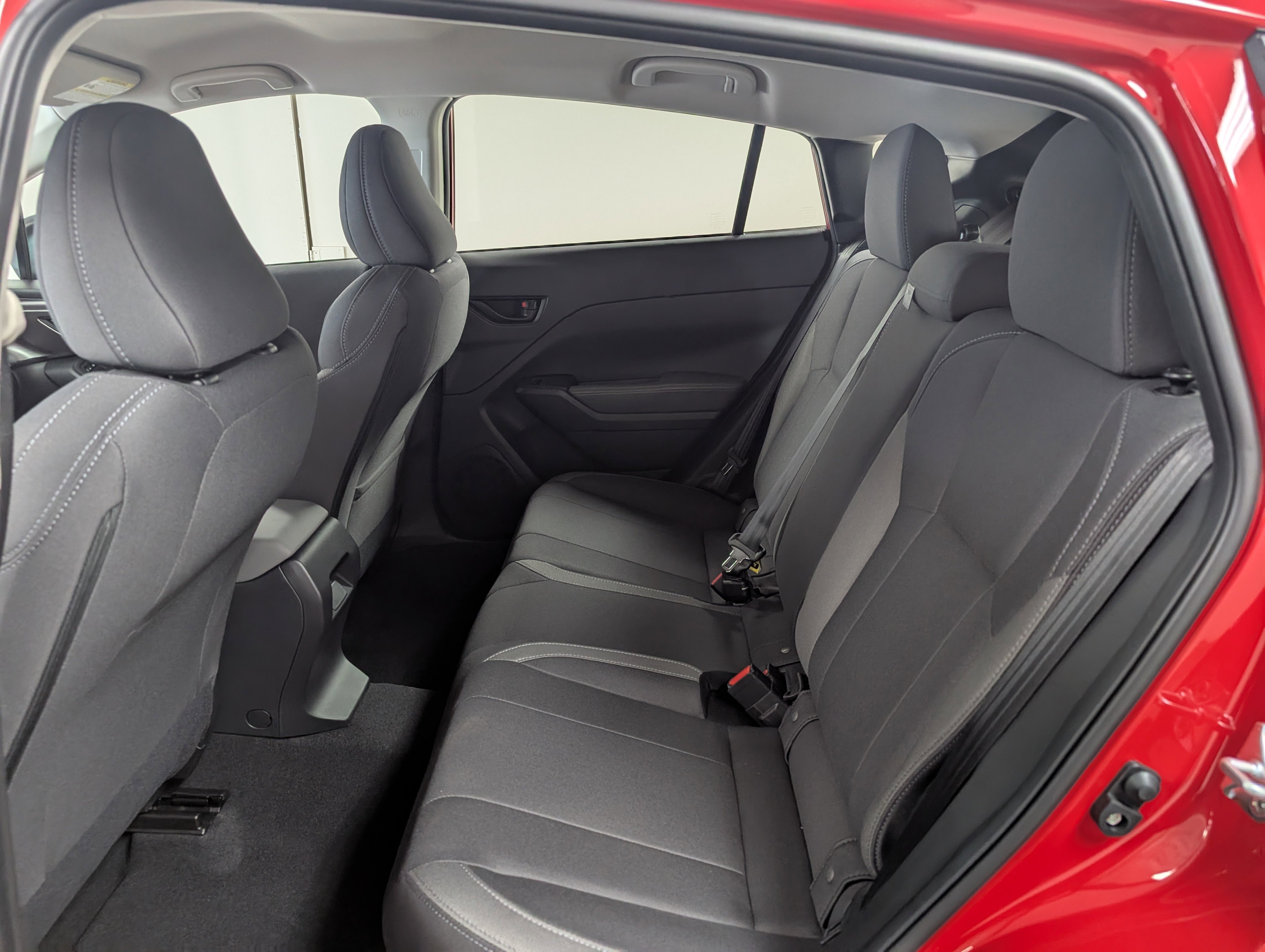 2025 Subaru Impreza Base photo 3