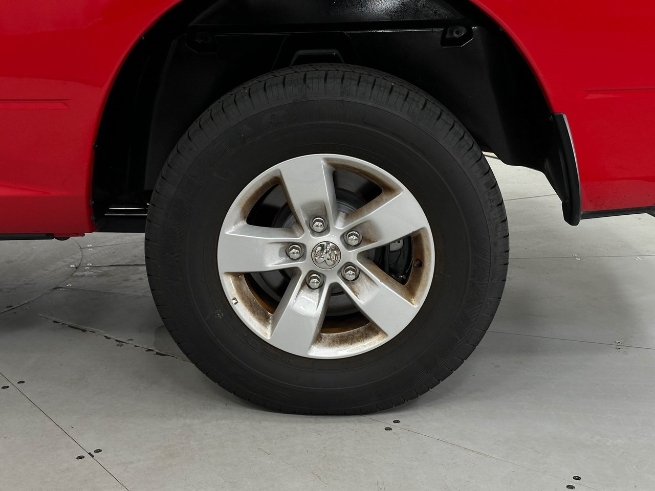 2023 Ram 1500 Classic SLT photo 28