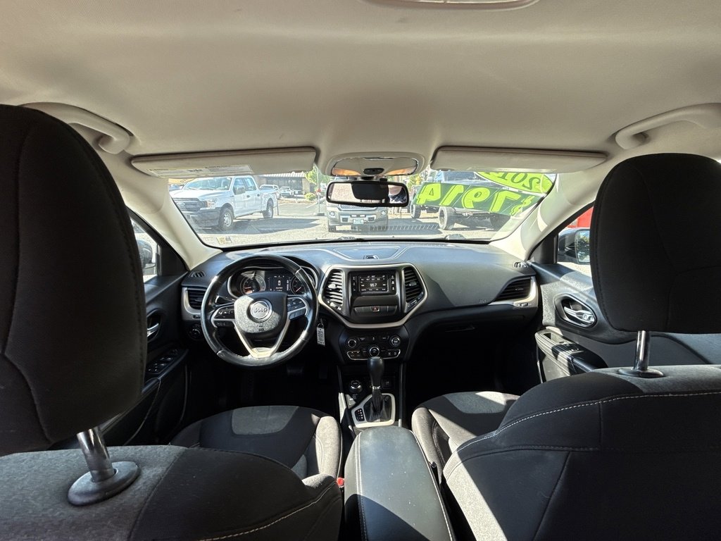 2014 Jeep Cherokee Latitude photo 19