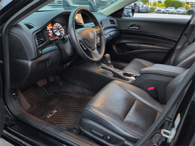 2013 Acura ILX 2.0L Technology photo 7