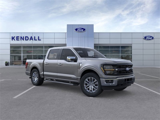 2025 Ford F-150 XLT photo 5