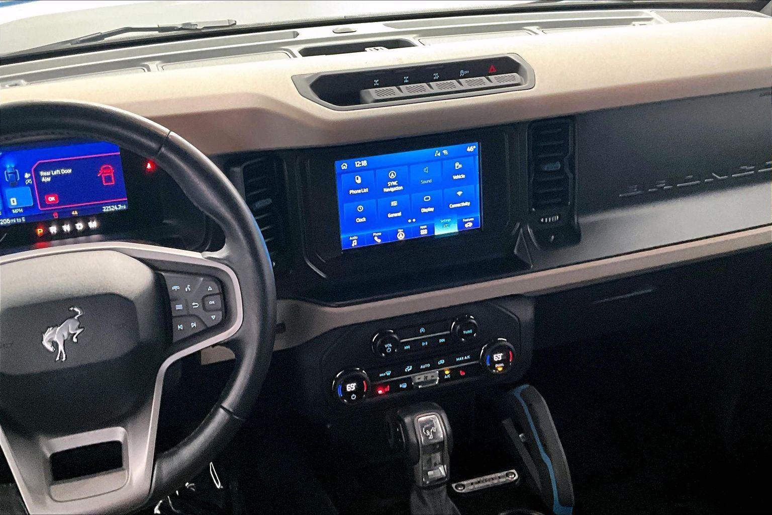 2023 Ford Bronco Wildtrak photo 3