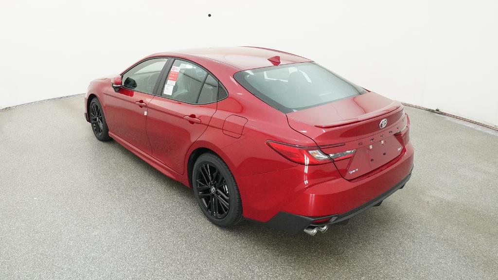 2025 Toyota Camry SE photo 13