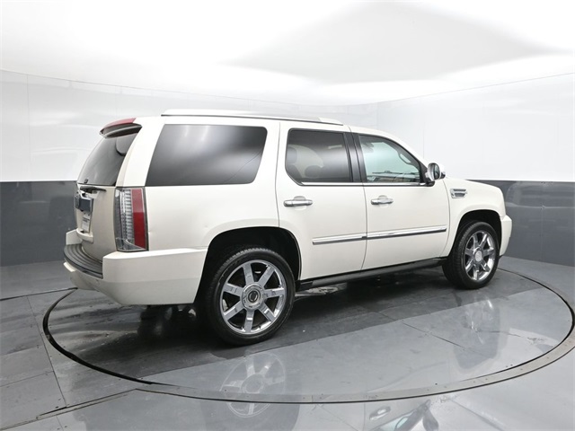 2012 Cadillac Escalade Platinum photo 13