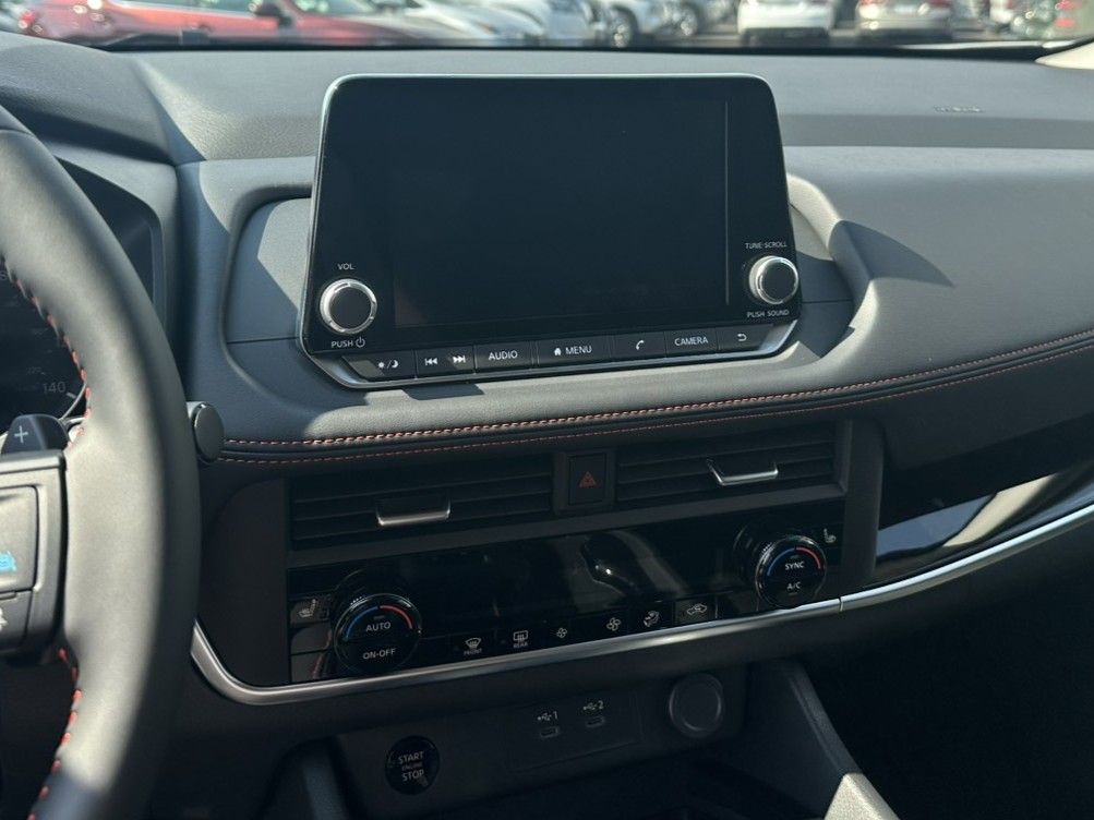 2026 Nissan Rogue SV photo 15