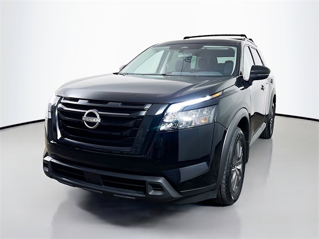 2024 Nissan Pathfinder SV photo 4