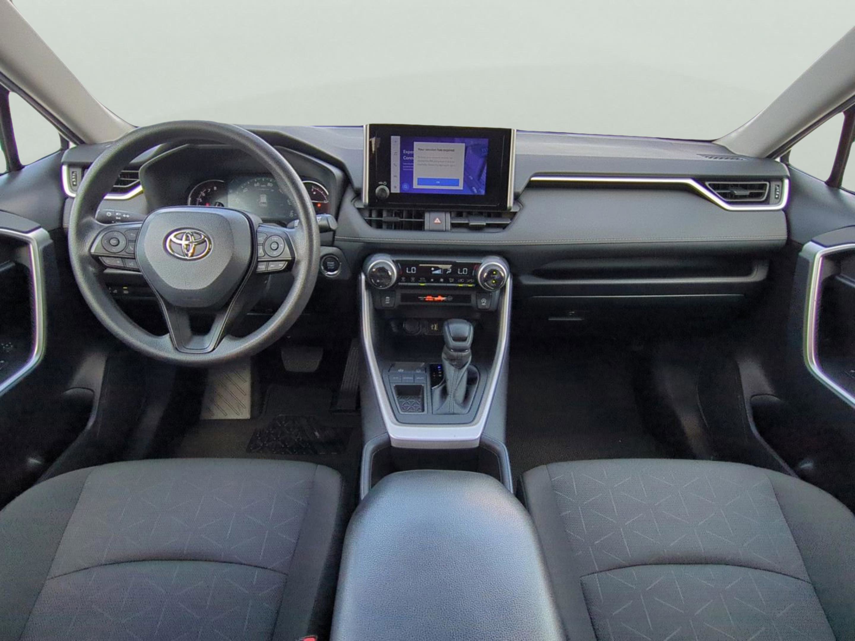 2024 Toyota RAV4 XLE photo 15