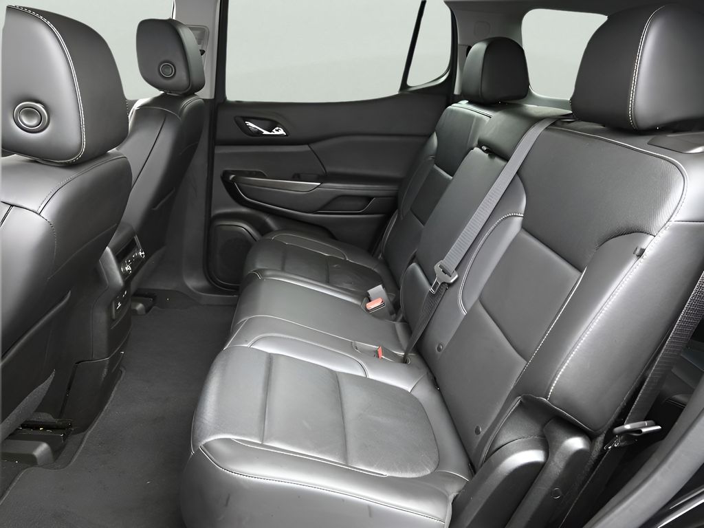 2023 Gmc Acadia SLT photo 16