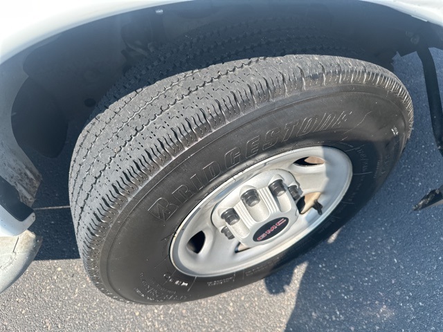 2023 Gmc Savana 2500 Cargo photo 9