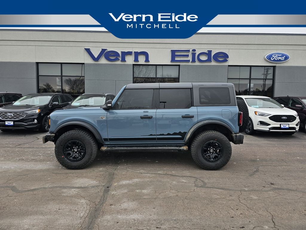 2022 Ford Bronco 4-Door Wildtrak's photo