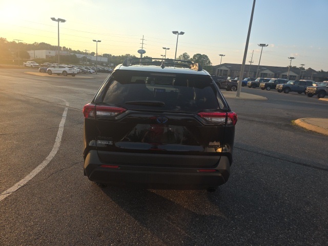 2023 Toyota RAV4 Hybrid photo 2