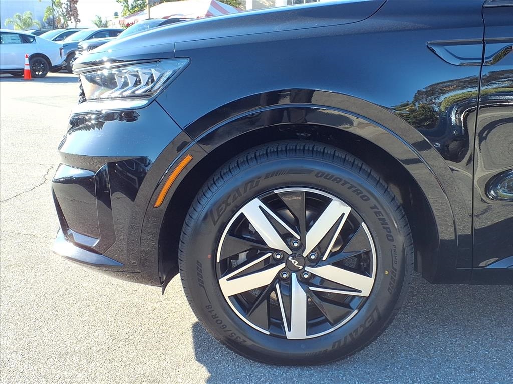 2023 Kia Sorento EX photo 16