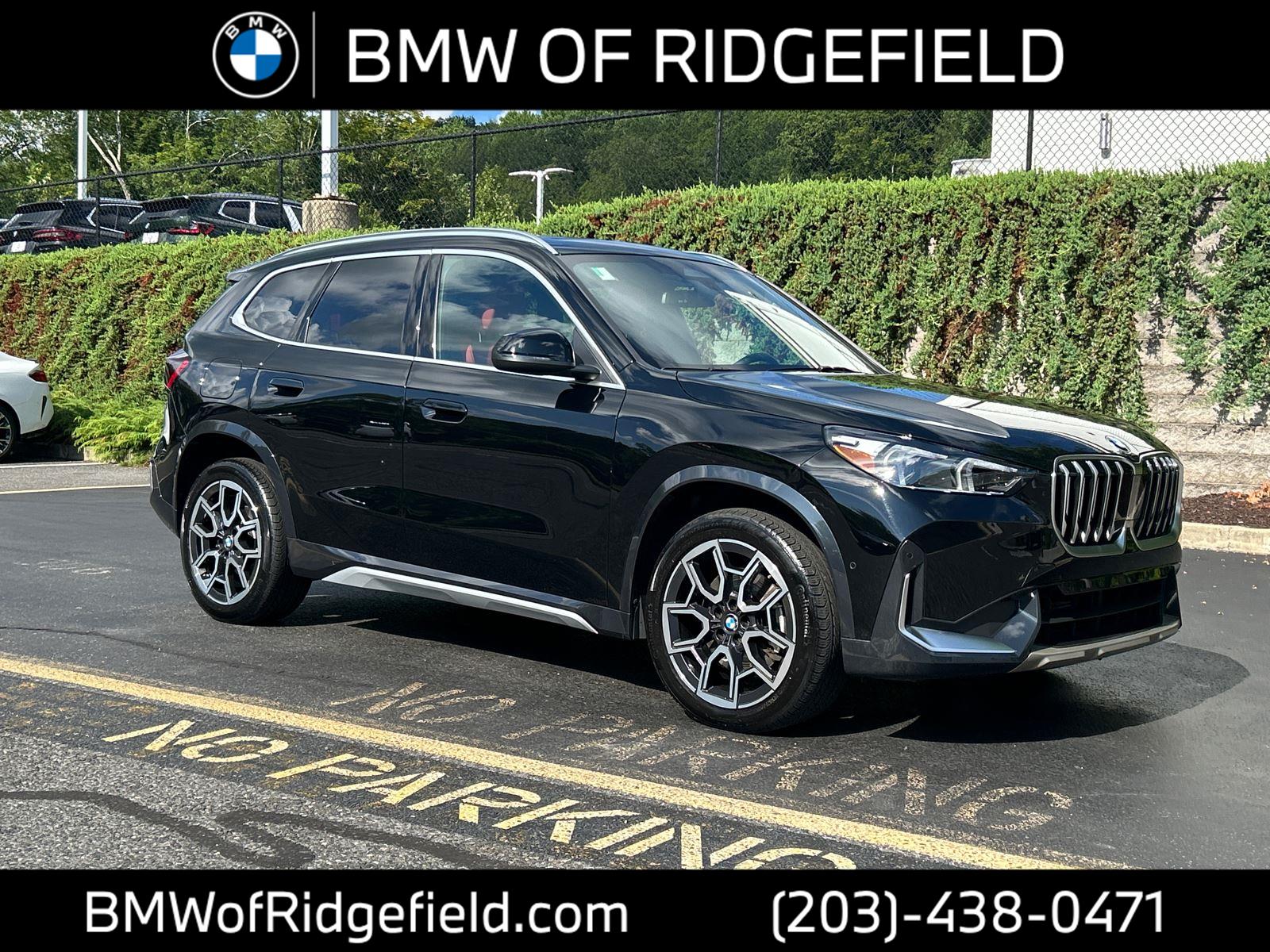 Used 2025 Jet Black BMW xDrive28i image 1