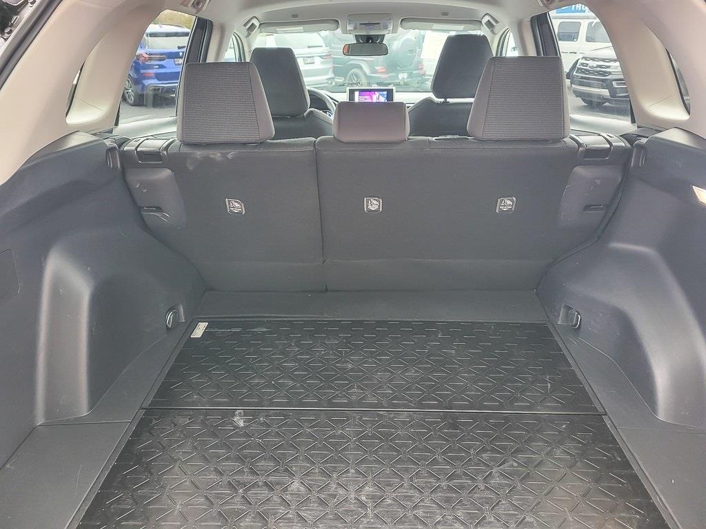 2025 TOYOTA RAV4 - Image 18