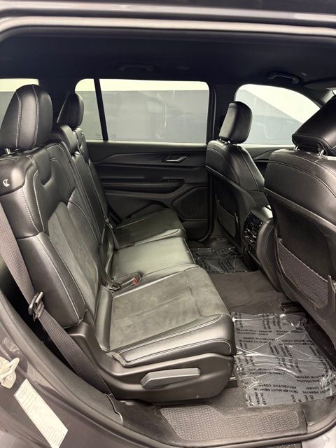2024 Jeep Grand Cherokee Altitude photo 44