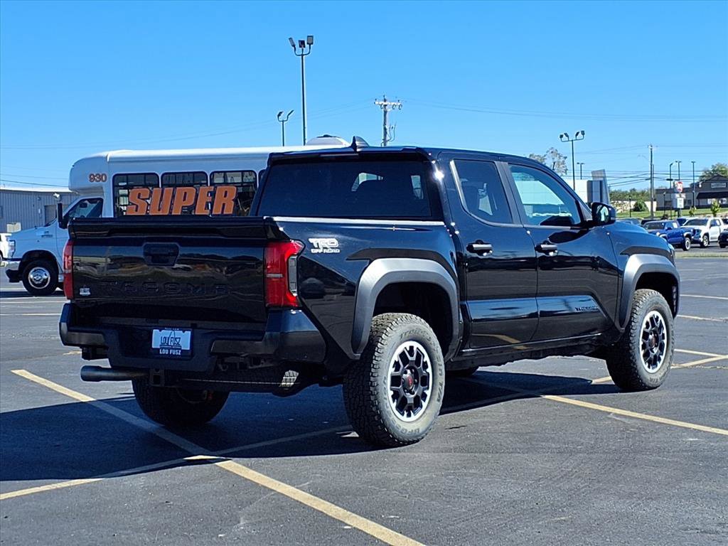 2024 Toyota Tacoma SR5 4x4 Short Bed photo 4